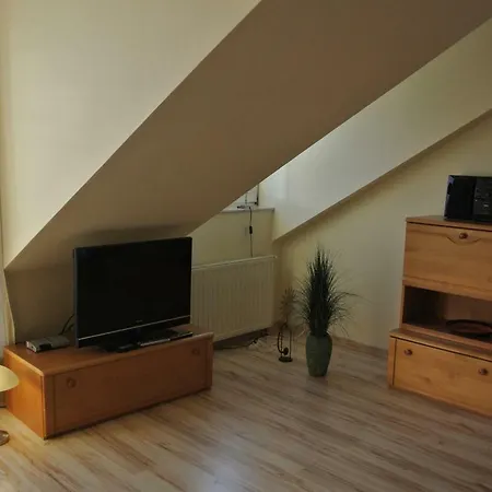 Residenz Bellevue Апартаменты Цинновиц